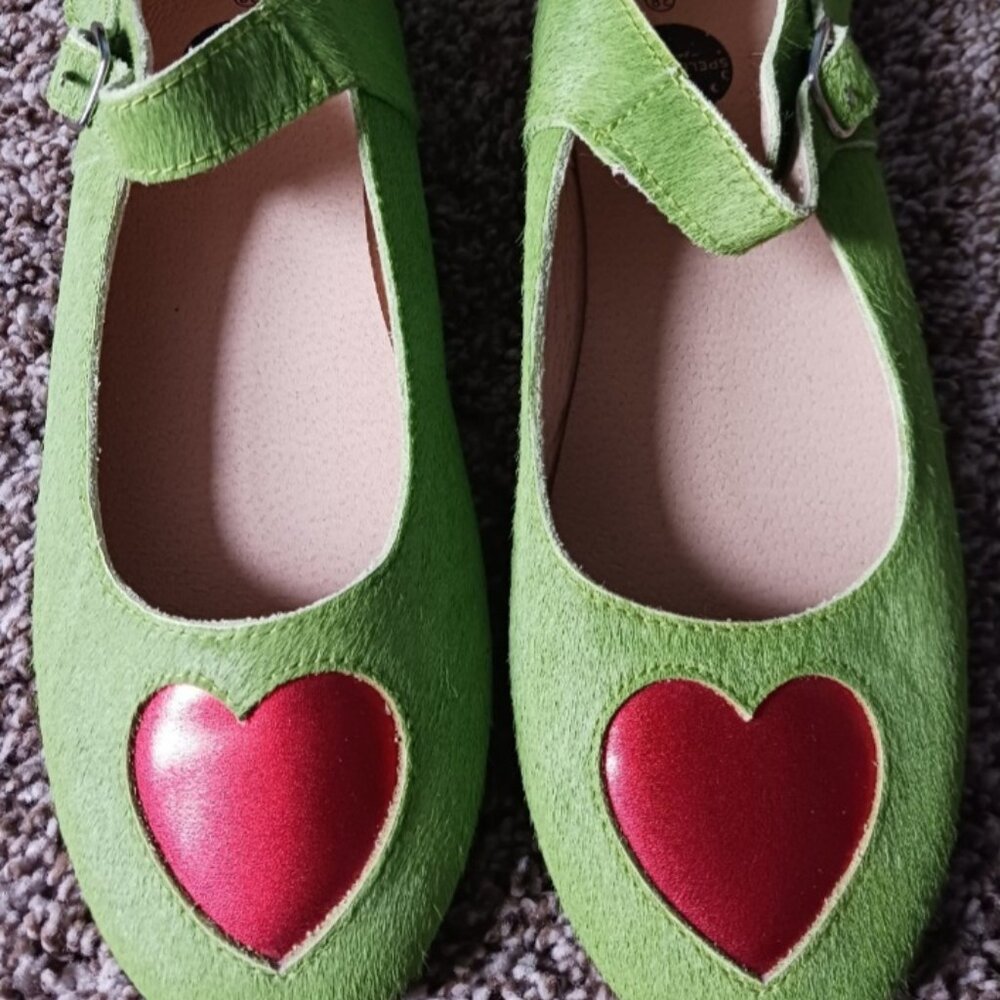 NWOT The Grinch That Stole Christmas Women's Flats EU 38